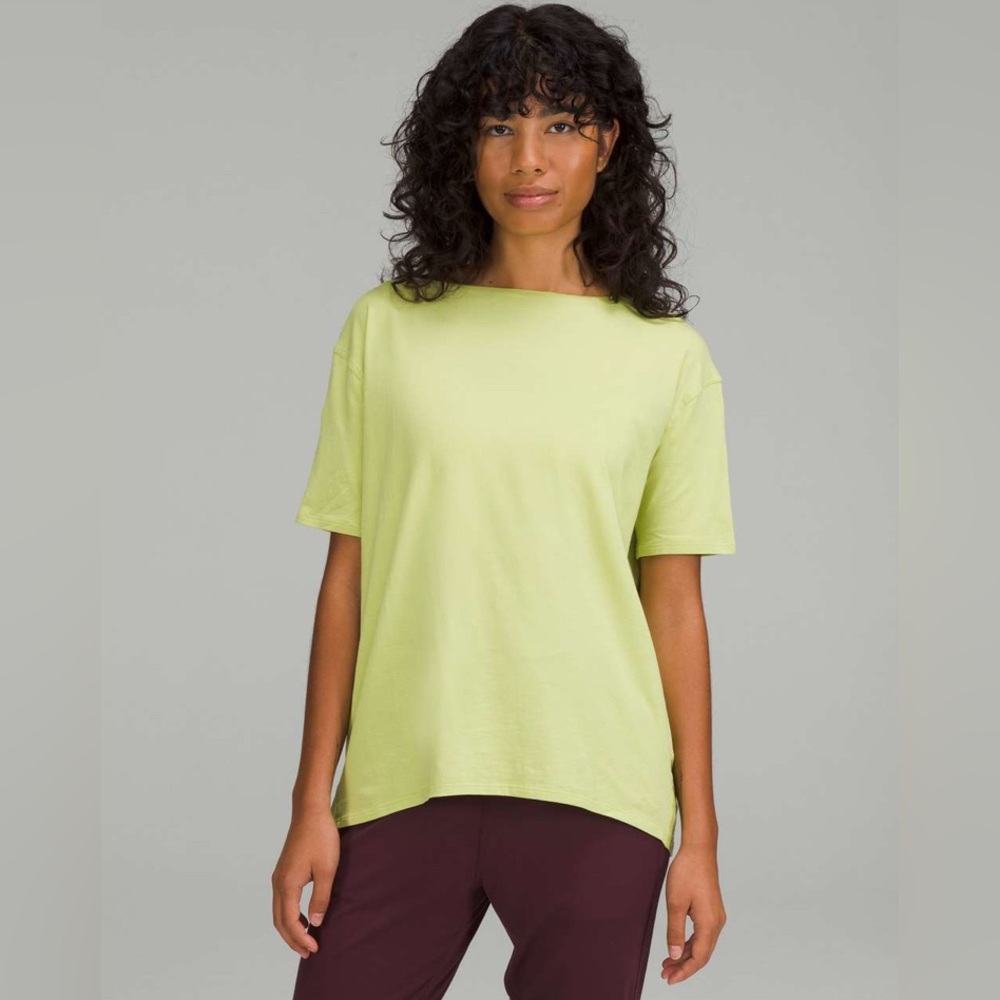 Lululemon Back in Action Short Sleeve Shirt